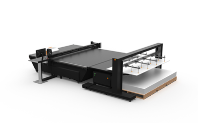 Kongsberg C64 with iBoard Feeder