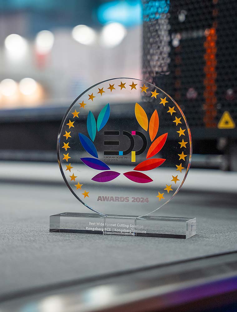 Kongsberg Ultimate è stata nominata la migliore soluzione di taglio per grandi formati agli EDP Awards, conquistando il primo posto alla cerimonia di premiazione tenutasi a drupa 2024